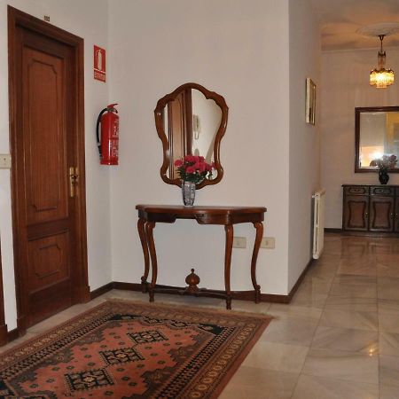 Hostal Mourelos O Grove Buitenkant foto