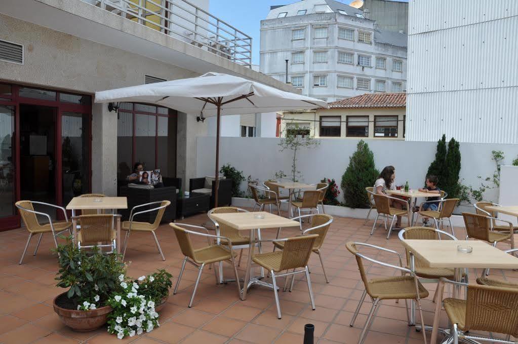 Hostal Mourelos O Grove Buitenkant foto