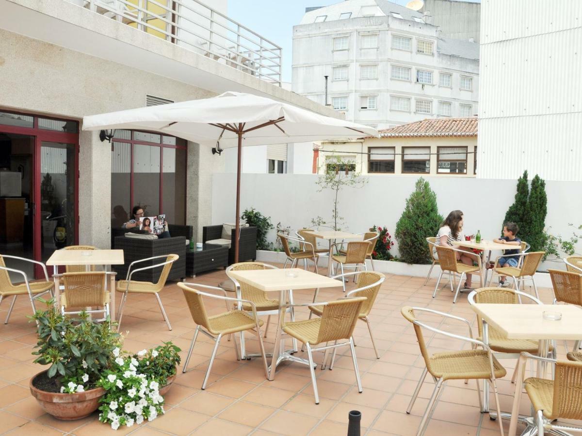 Hostal Mourelos O Grove Buitenkant foto